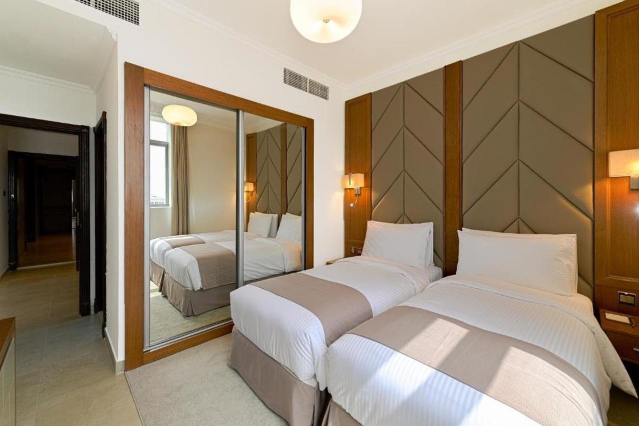 Time Moonstone Hotel Apartments Эль-Фуджайра Экстерьер фото